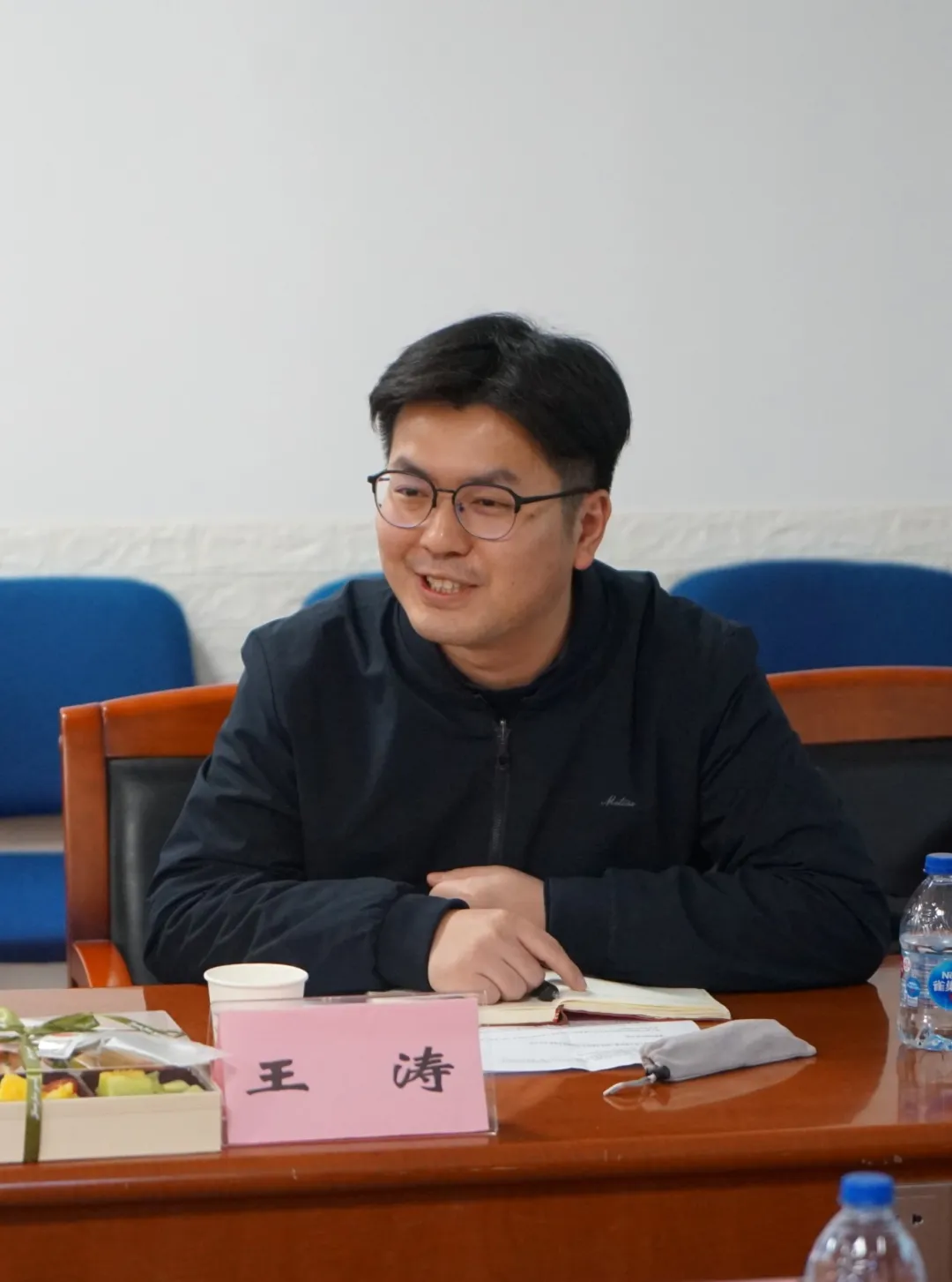 图4王涛进行主题汇报 .png